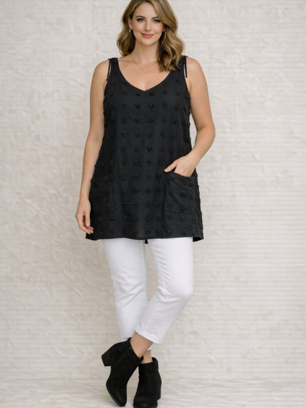 Black Sleeveless V-Neck Shift Dress with Pocket Detail